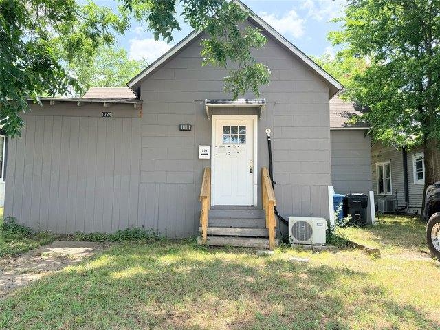 House for sale in Denison, Grayson County