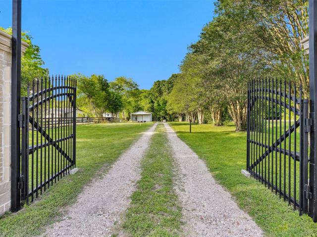 Farm for sale in Willis, Montgomery County