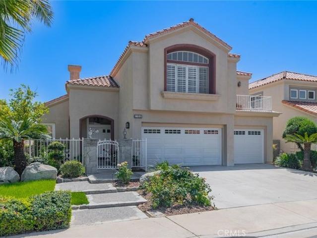 House for sale in Tustin, California