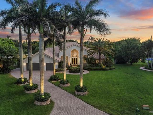 House for sale in Davie, Florida