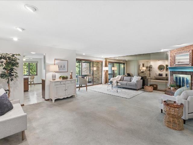 Condo for sale in Palos Heights, Illinois