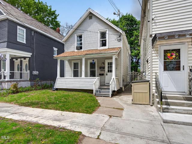 House for sale in Schenectady, New York