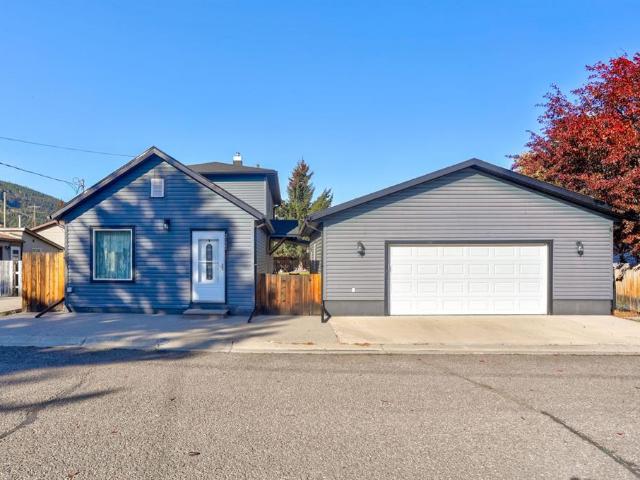 House for sale in Blairmore, Alberta