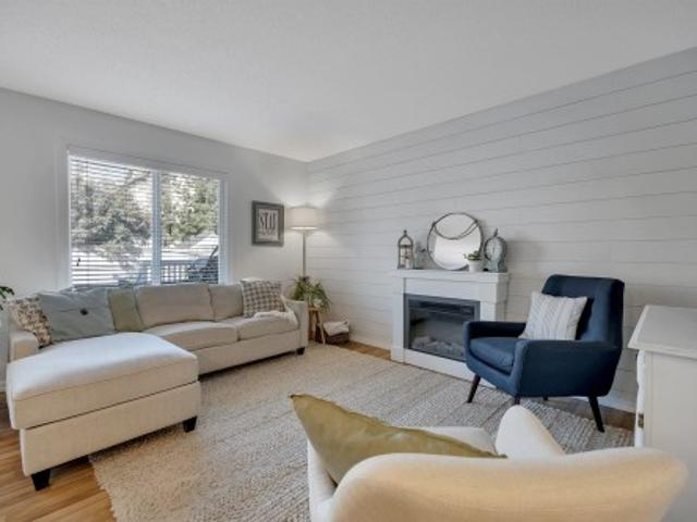 House for sale in Wedgewood, Alberta
