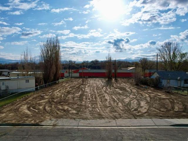 Land for sale in Wyoming
