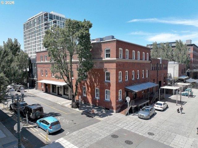 Condo for sale in Oregonia