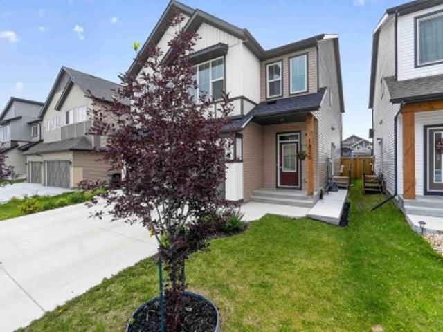 House for sale in Wedgewood, Alberta
