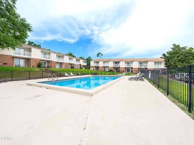 Townhouse for sale in Panama City, Florida