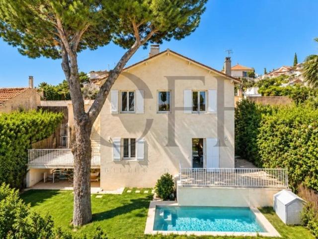 Maison vente à Marseille, Cassis