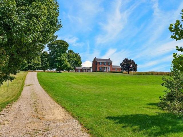 House for sale in Ashville, Pickaway County