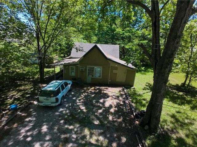 House for sale in Bates, Missouri