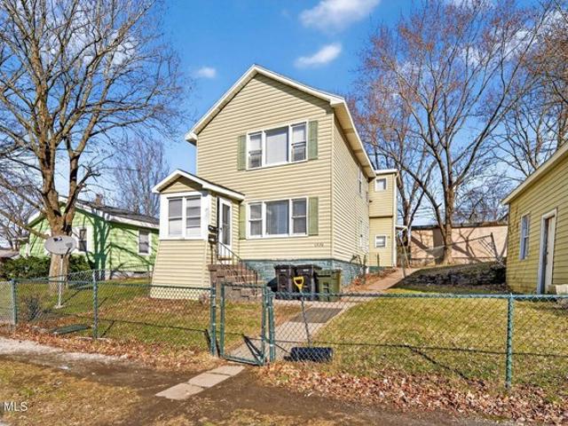 House for sale in Watervliet, New York