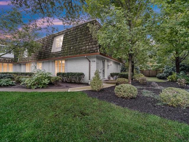 Condo for sale in Munster, Lake County