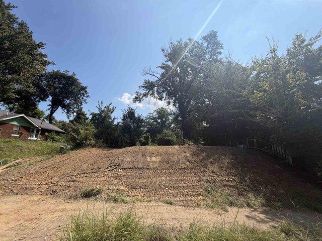 Land for sale in Memphis, West Tennessee