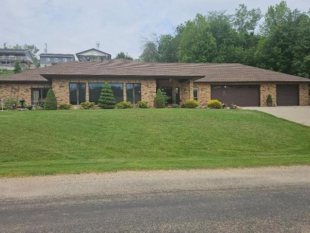 House for sale in Brooklyn, Iowa