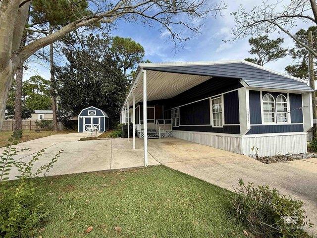 House for sale in Lillian, Alabama