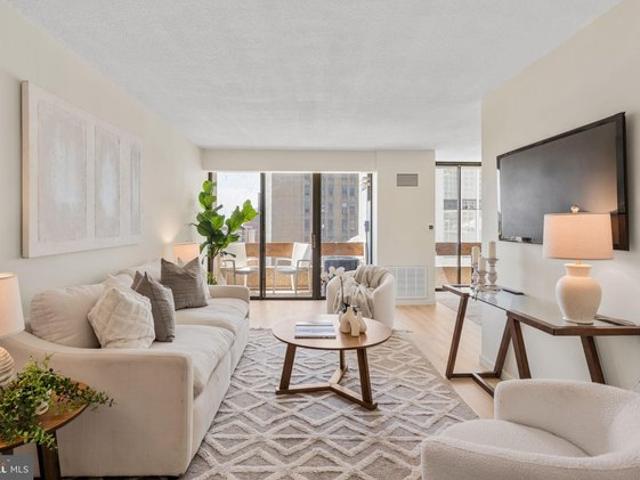 Condo for sale in Philadelphia, Pennsylvania