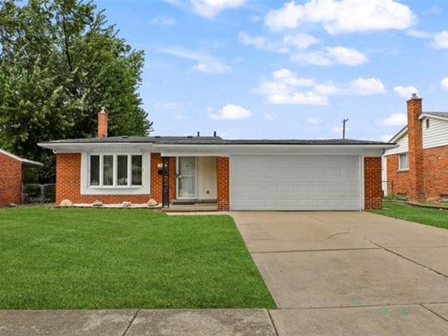 House for sale in Clawson, Michigan