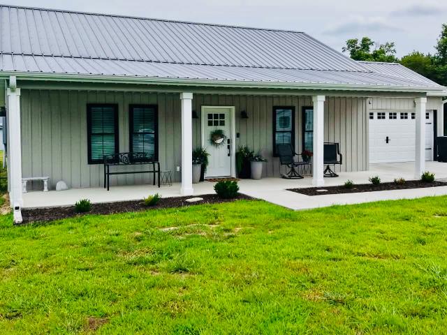 House for sale in Benton, Illinois