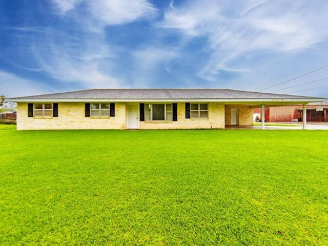 House for sale in Vacherie, Louisiana