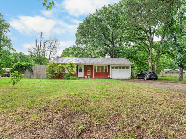 House for sale in Forsyth, Missouri