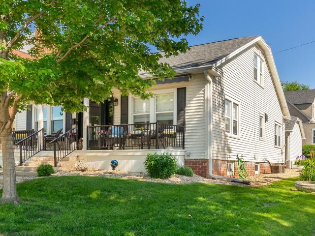 House for sale in Peru, Illinois
