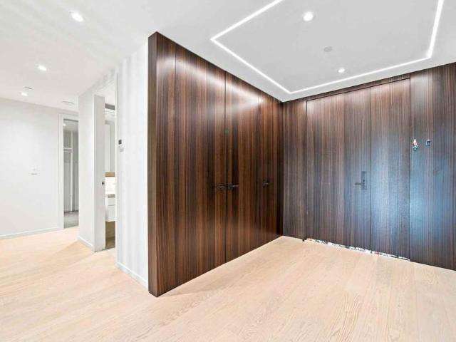 Apartment for rent in Ambleside, West Vancouver