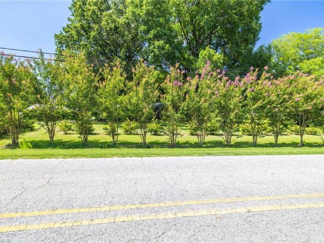 House for sale in Guilford, North Carolina