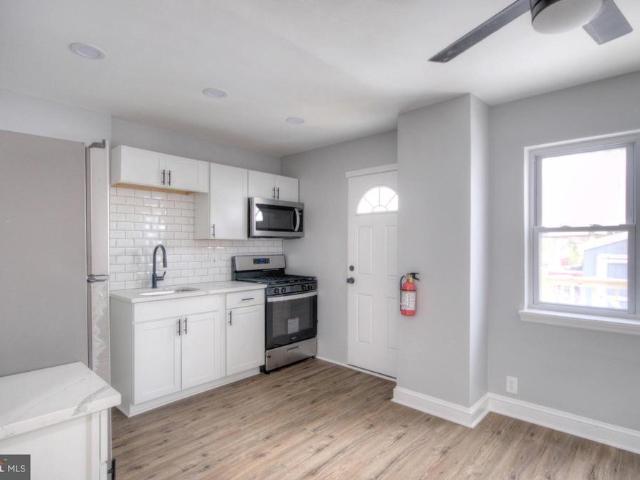 Townhouse for sale in Camden, New Jersey