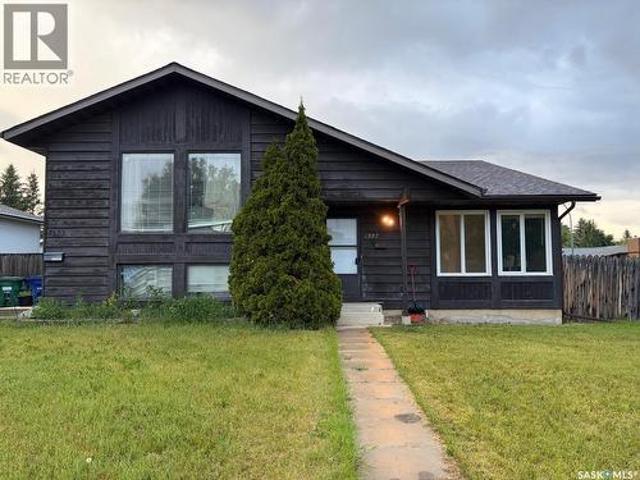 House for sale in Saskatoon, Saskatchewan