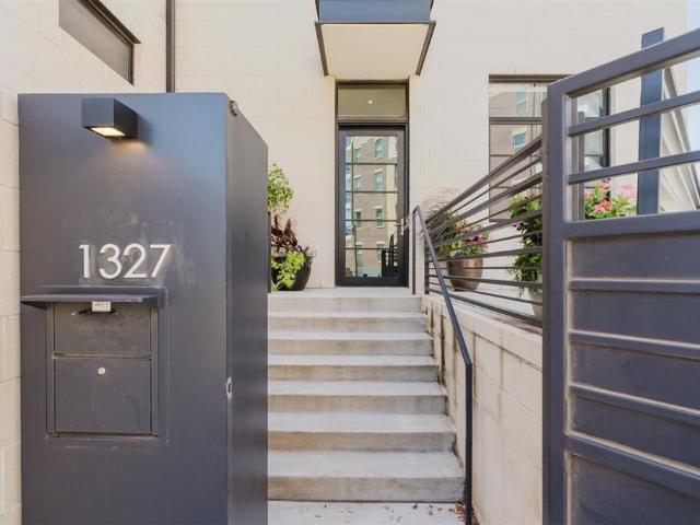 Townhouse for sale in Oklahoma City, Oklahoma