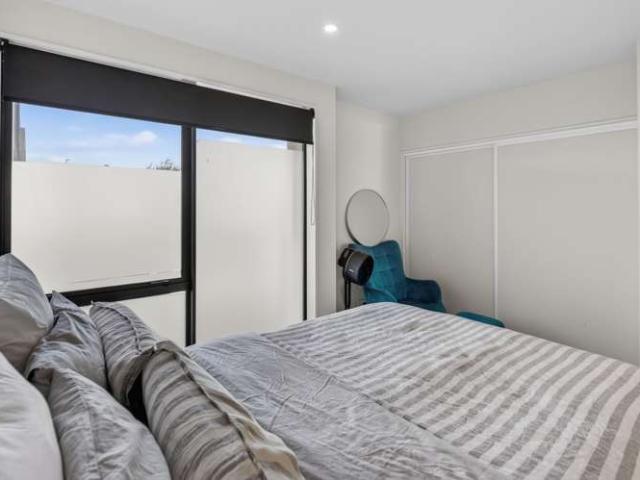 Townhouse for sale in Shirley, Canterbury