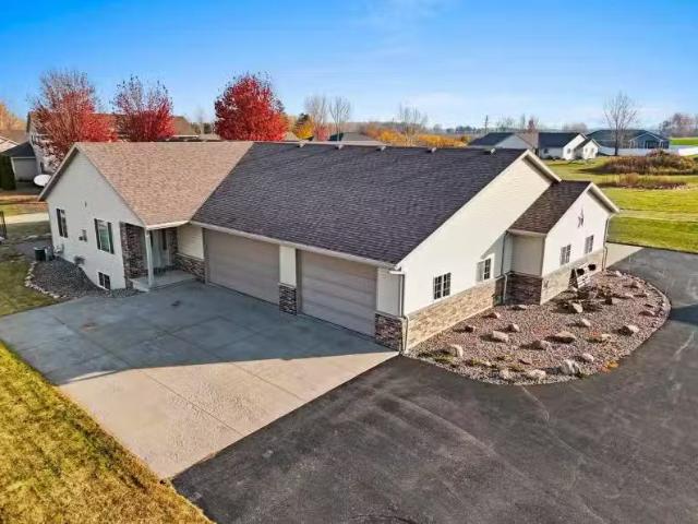 Condo for sale in Appleton