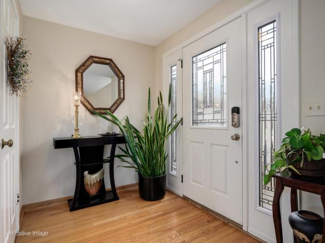Townhouse for sale in Wheaton, Illinois