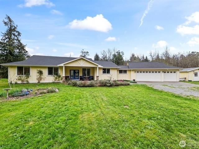 House for sale in Lakebay, Washington