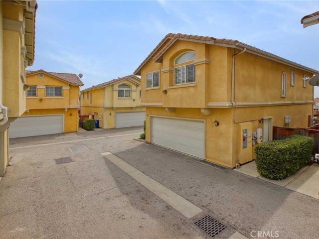 Townhouse for sale in Sylmar Neighborhood Council District, Canoga Park