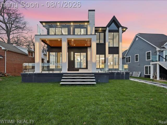 House for sale in Fenton, Michigan