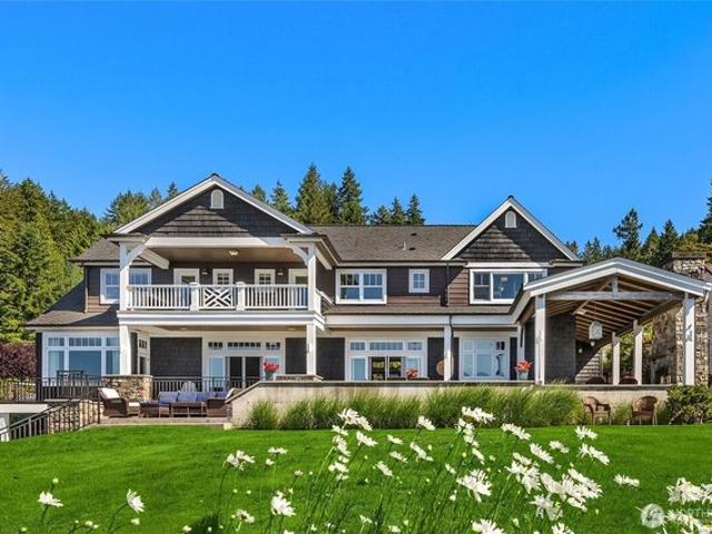 House for sale in Seabeck, Washington