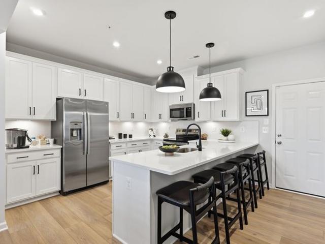 Condo for sale in Virginia