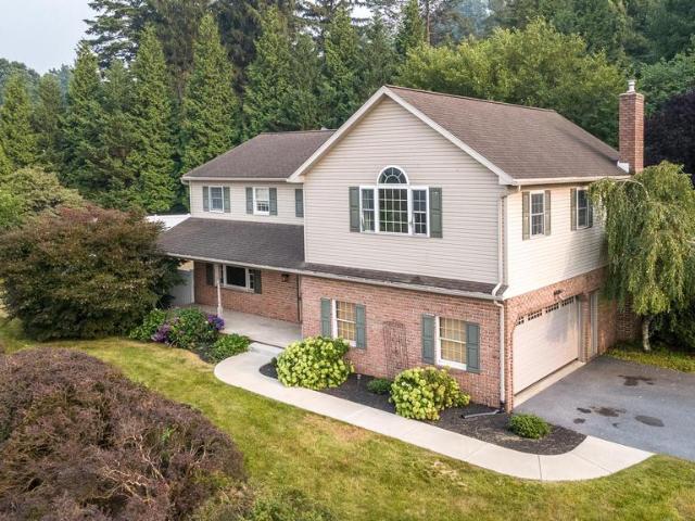 House for sale in East Earl, Pennsylvania