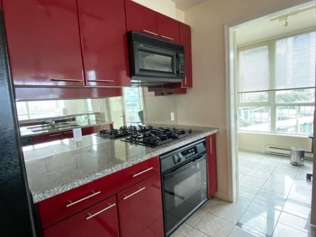 Apartment for rent in Coal Harbour, Vancouver