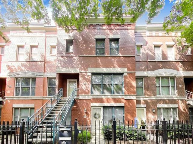 Condo for sale in Chicago Park, Illinois
