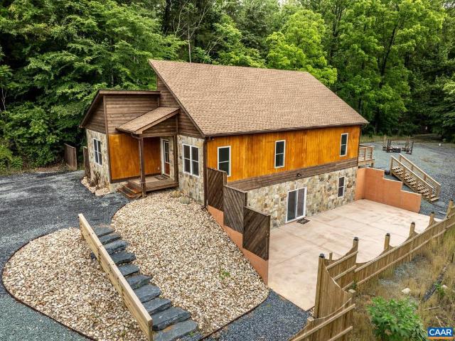 House for sale in Palmyra