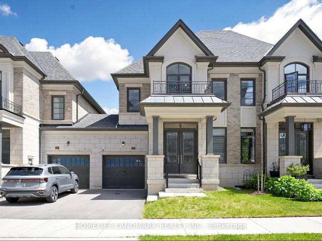 Townhouse for sale in Woburn, Ontario