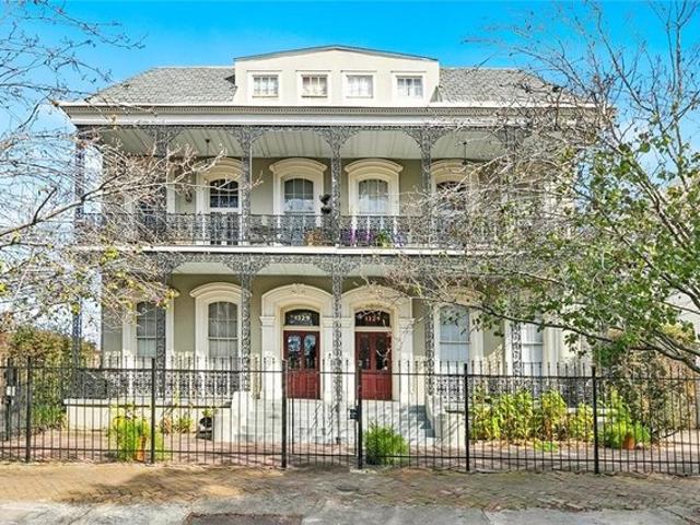 Condo for sale in New Orleans, Louisiana