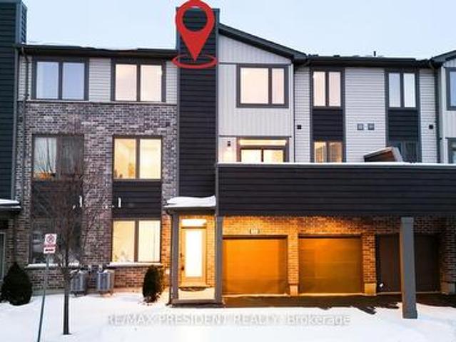 Townhouse for sale in Arva, Ontario