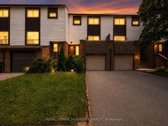 Townhouse for sale in Mississauga, Ontario