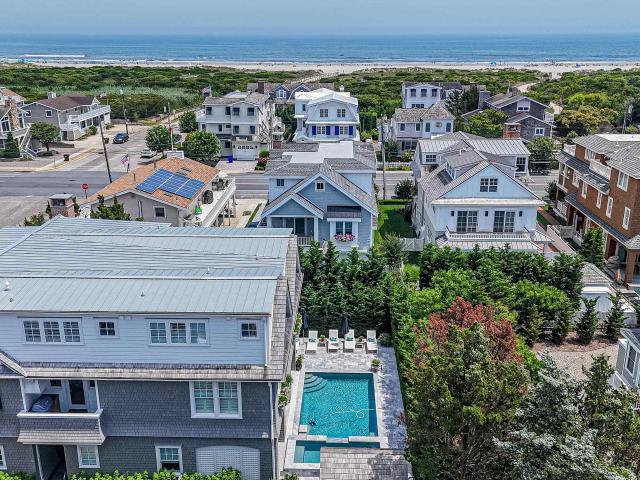 House for sale in Avalon, New Jersey