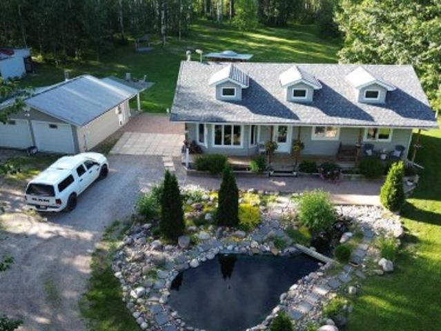 House for sale in Alberta