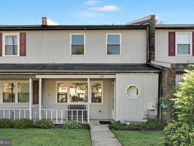 Townhouse for sale in Chester, Pennsylvania